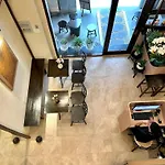 Hemtouch House