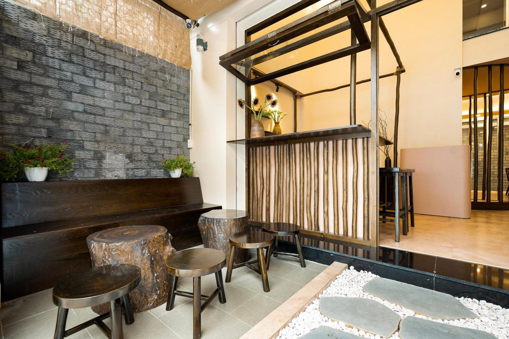 Hemtouch House Hotel *